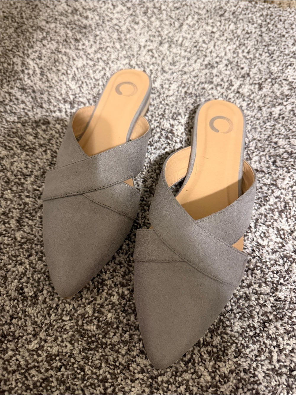 Women's Gray Pointed-Toe Slip-On Flats
